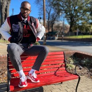 Meet your Posher, Daequan